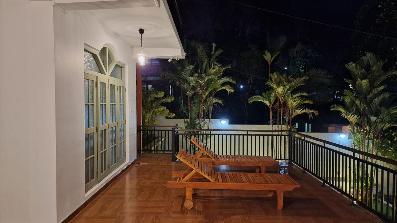 Chill Hill Hikkaduwa Hotel ภายนอก รูปภาพ