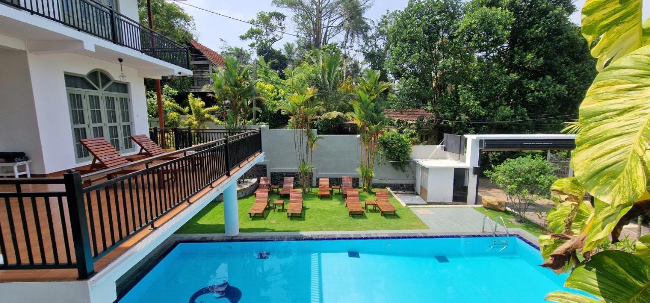 Chill Hill Hikkaduwa Hotel ภายนอก รูปภาพ