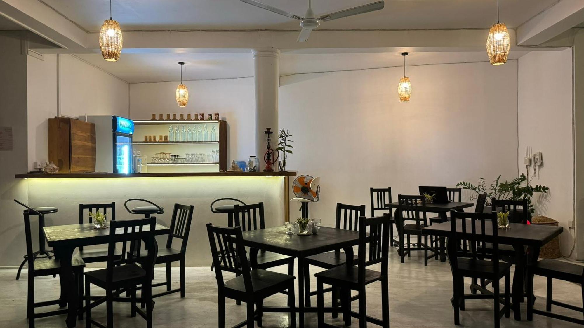 Chill Hill Hikkaduwa Hotel ภายนอก รูปภาพ