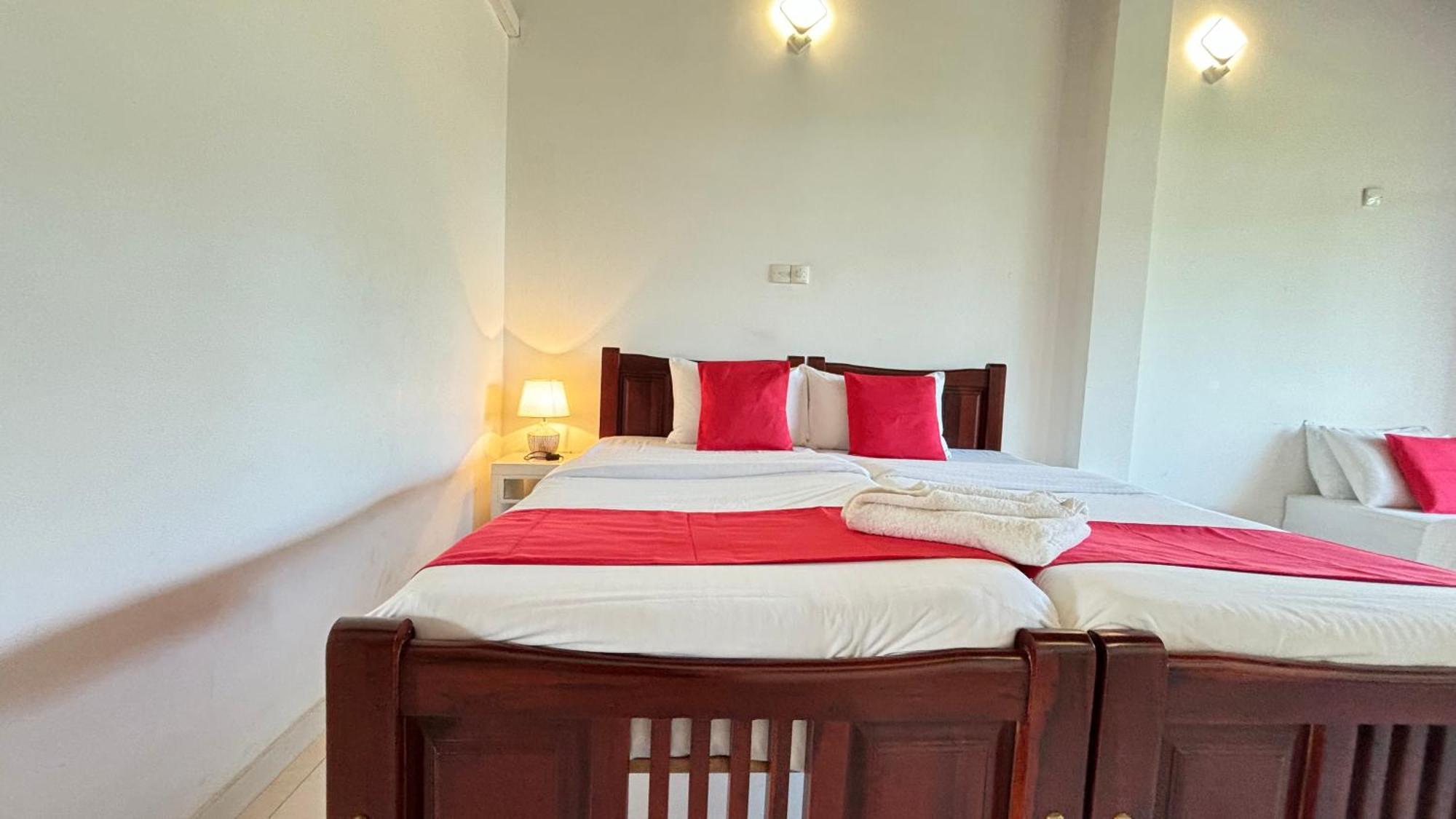 Chill Hill Hikkaduwa Hotel ห้อง รูปภาพ